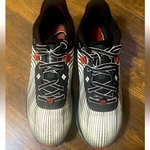 Columbia Escape Ascent 1928041 100 multicolored black Size 12 Vgu Sold Out